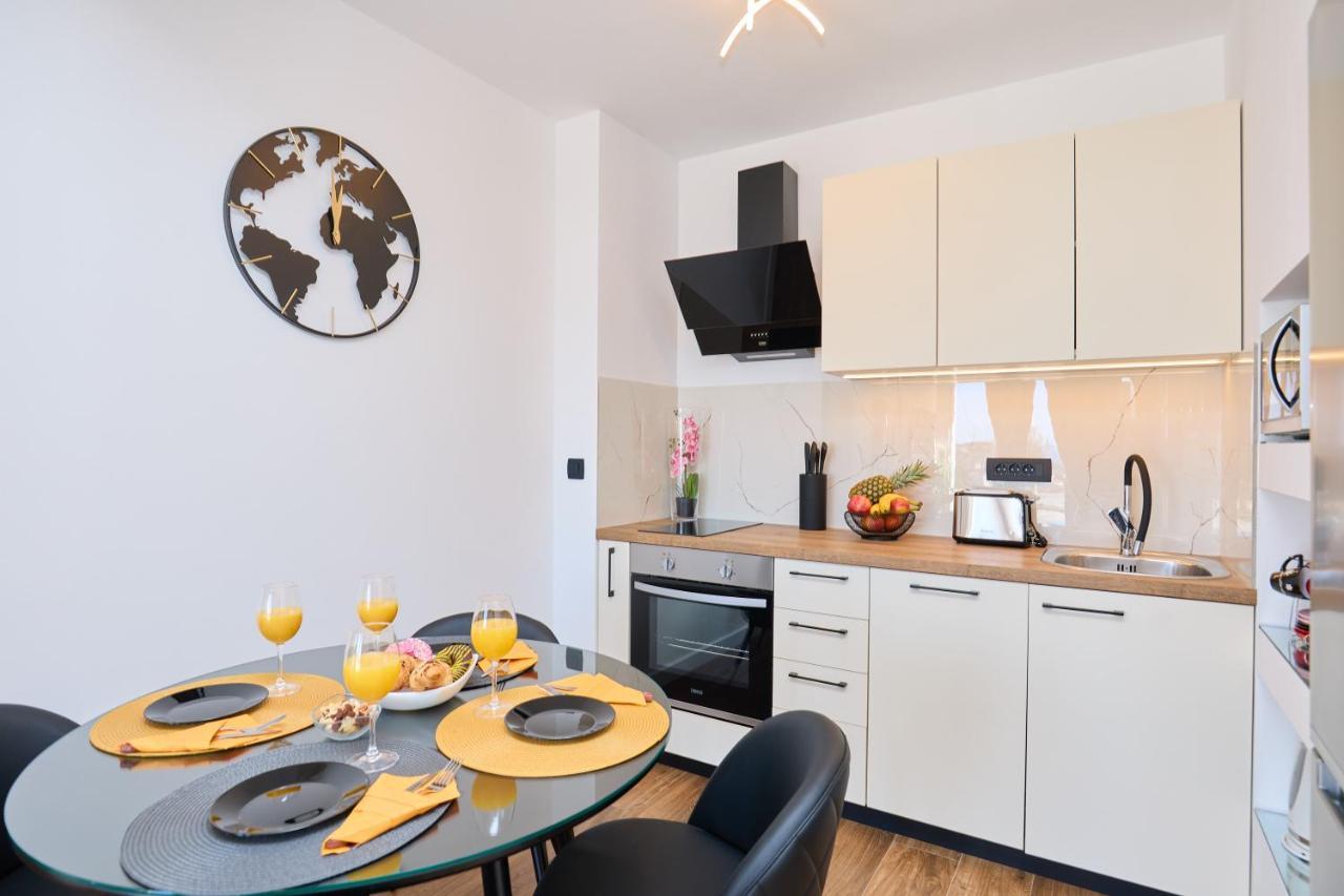 Apartment Evening Star Дубровник Екстериор снимка